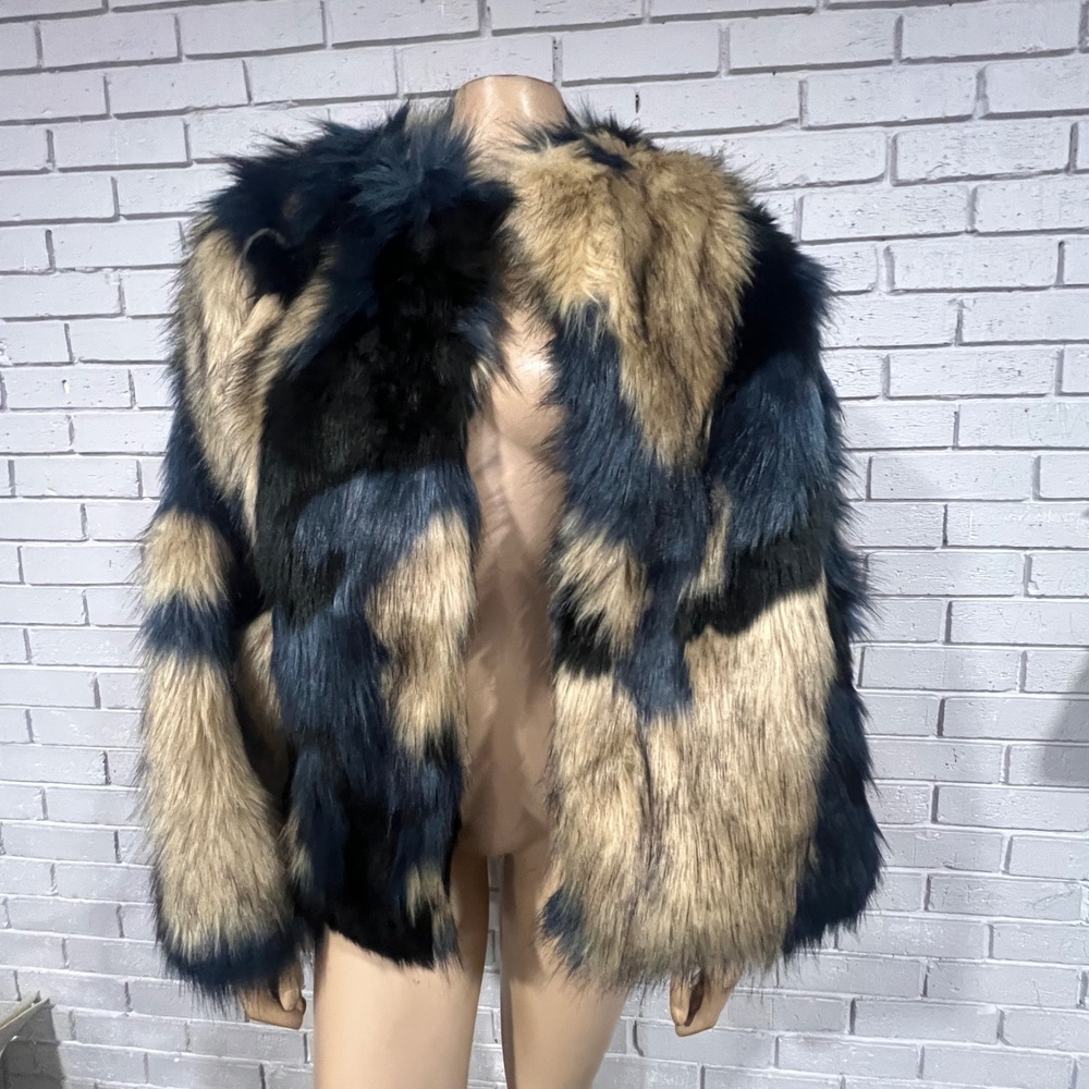 Farm Rio Faux Fur Jacket Blue Tan Black Colorblock Coat Womens Size Medium